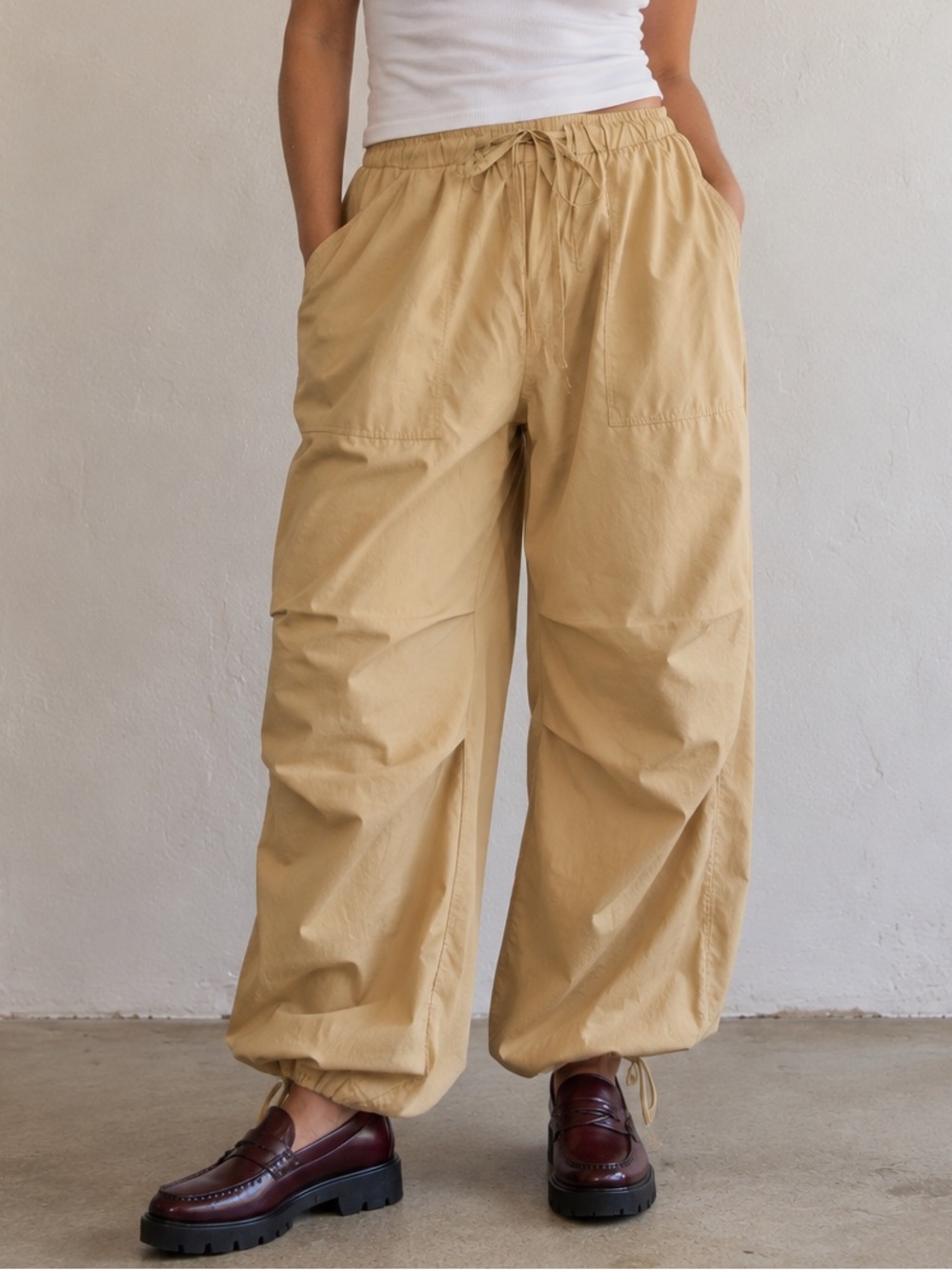 Rag & Bone Minimalist Nylon Parachute Cargo Jogger Pants Beige L